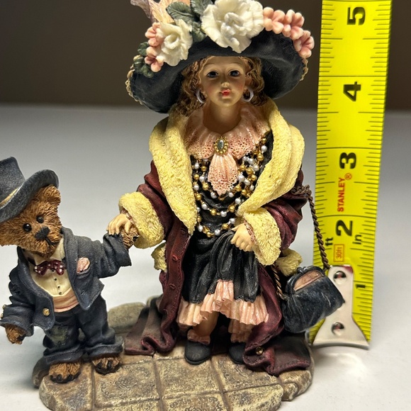 Yesterday's Child, The Dollstone Collection, Style 3529, Amy and Edmund Momma's - Picture 7 of 8